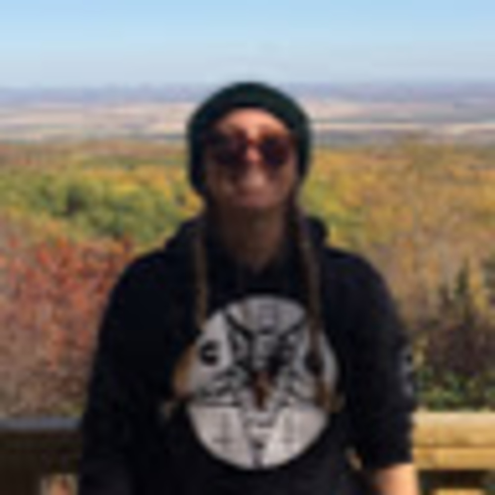 Meet your Posher, Alexandra